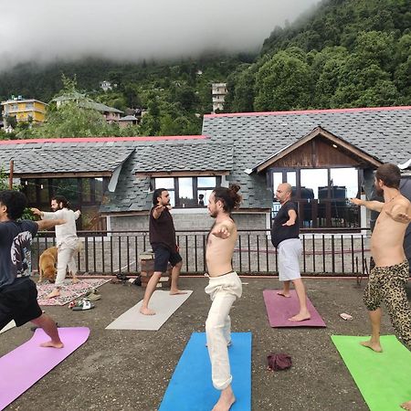 Utopia Hostels Dharamkot Mcleodganj Dharamszala Kültér fotó