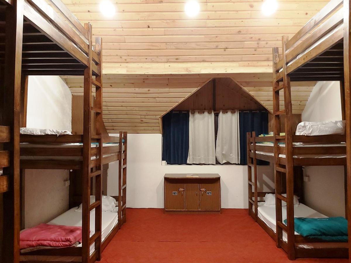 Utopia Hostels Dharamkot Mcleodganj Dharamszala Kültér fotó