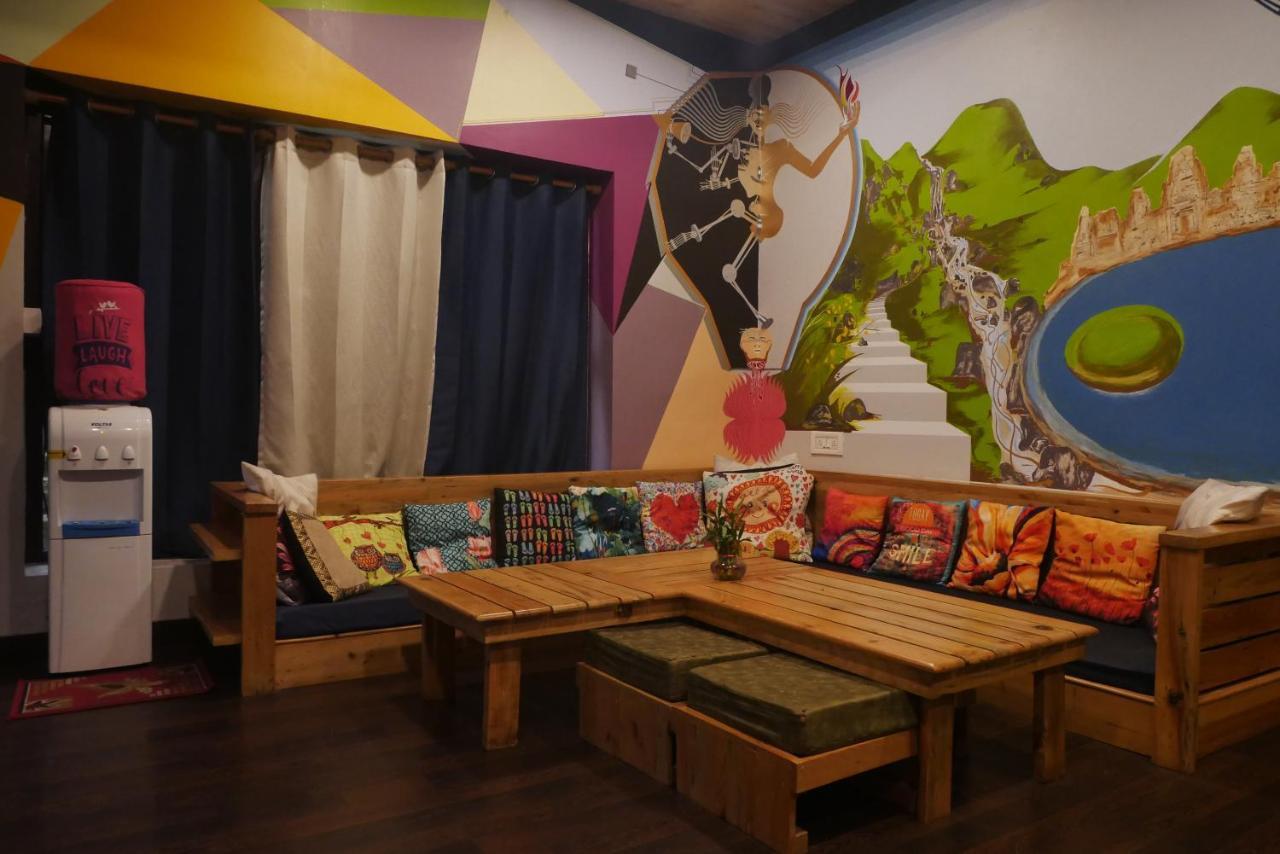 Utopia Hostels Dharamkot Mcleodganj Dharamszala Kültér fotó