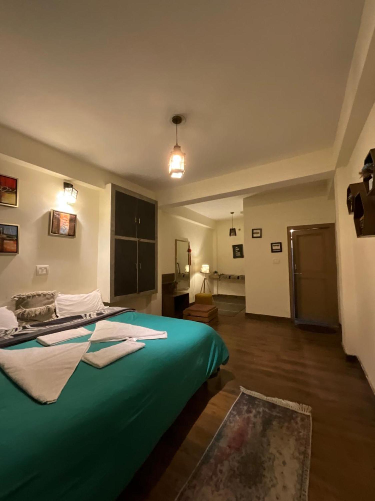 Utopia Hostels Dharamkot Mcleodganj Dharamszala Kültér fotó