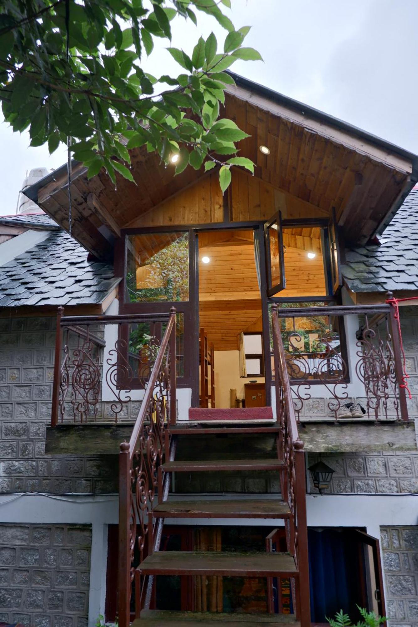 Utopia Hostels Dharamkot Mcleodganj Dharamszala Kültér fotó