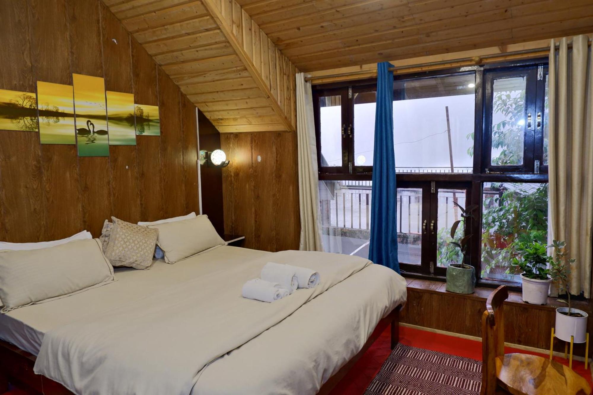 Utopia Hostels Dharamkot Mcleodganj Dharamszala Kültér fotó